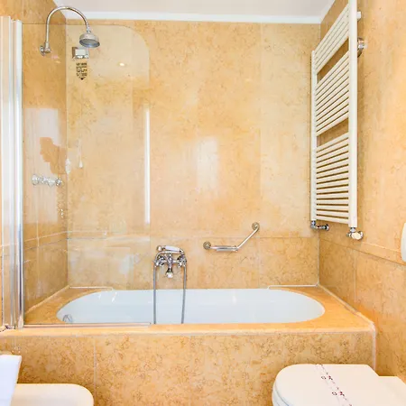 Al Duca Di Hotell 3*