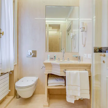 Al Duca Di Hotell