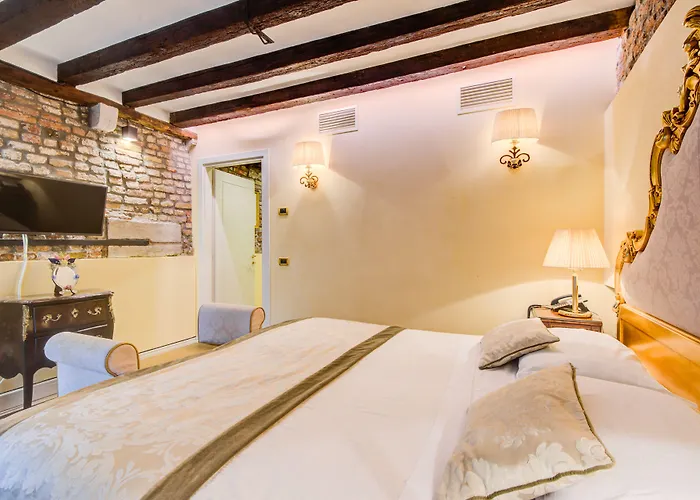 Al Duca Di 3* Venise