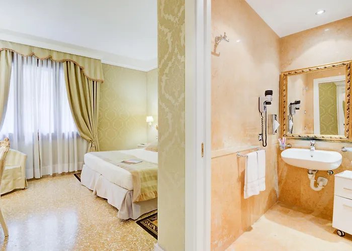 Al Duca Di 3* Venise